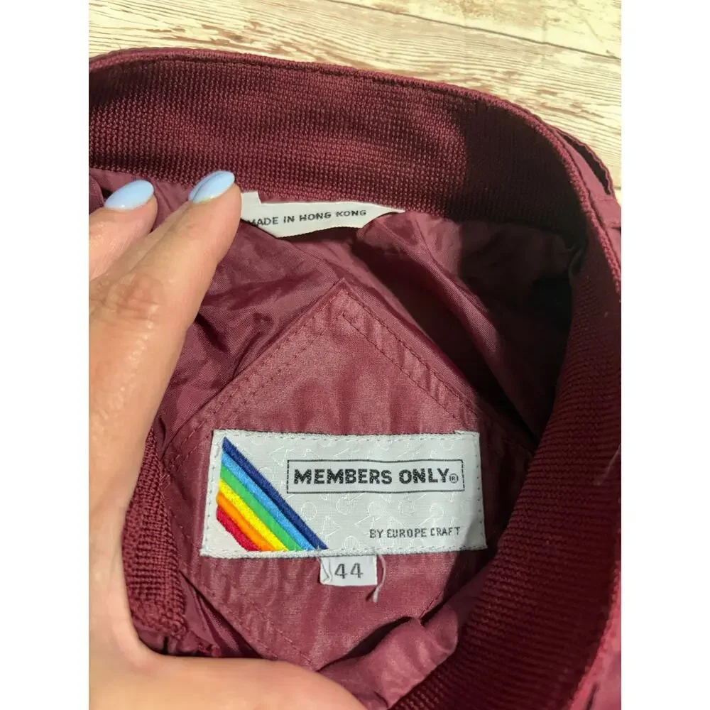 Member's Only Vintage Iconic Racer Jacket Size 44 Burgundy 80's